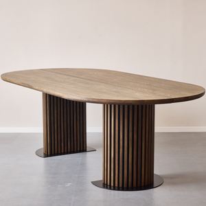 Matteo - Stół z desek ręcznie wykonany stół stolarski z podstawą z listew z wędzonego dębu 300x120x77 cm