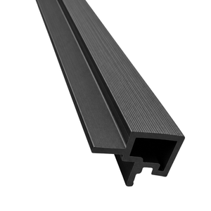 Kinsley – listwa narożna do okładzin elewacyjnych z czarnego kompozytu 2900 x 219 x 29 mm