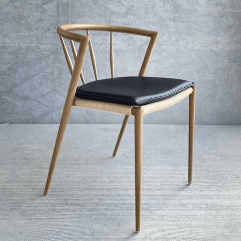 Bella Krzesło do jadalni - dębowe z wiklinowym siedziskiem