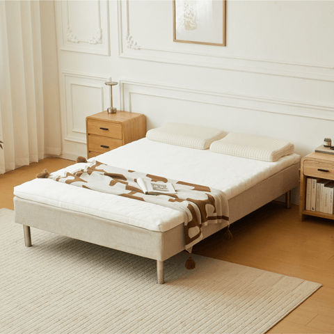 Premium boxspring w kolorze beżowym 140x200 cm z topperem z pianki memory 7 cm, bez nóg do łóżka